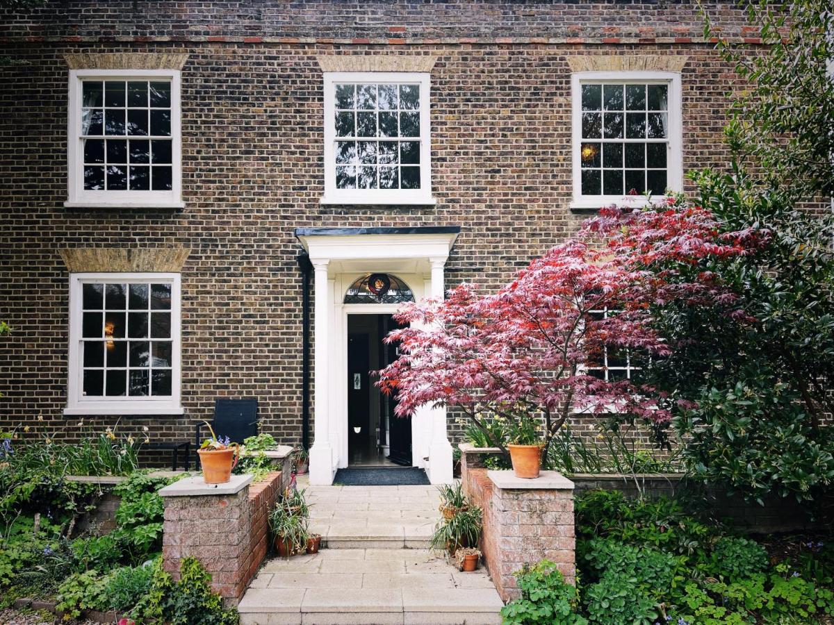 Manor House Of Cheshunt- Historic Villa Exterior photo